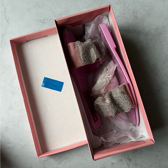 Juicy Couture Elegant Bejeweled Strap Slide Sandals Size 6 - Picture 8 of 9